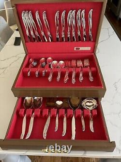 1847 Rogers Bros Leilani 80 Piece Silverplate Flatware Set For 12 Box WithDrawer