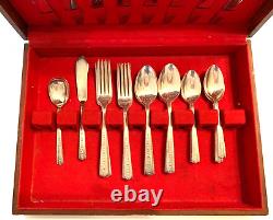 Knickerbocker Rosanne AA Silver Plate Flatware Set withWooden Box 1930's 33 pieces