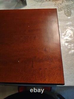 Oneida Community Tudor Plate Queen Bess ii 12 Table Settings 102 Piece With Case
