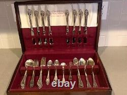 Rogers Bros 1847 Remembrance 59 Piece Silver Plate Silverware Set