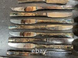Wm A. Rogers AA Heavy Oneida LTD Silver Plate Artistic Floral Lot Of 50 Pieces