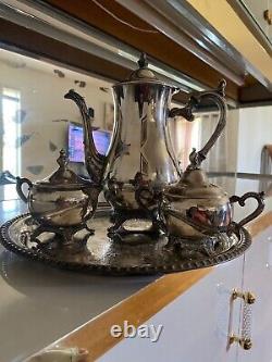 Ensemble de thé en argent plaqué Wallace de style baroque (ensemble de thé de 6 pièces avec 2 assiettes en argent)