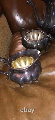 Service à thé de 4 pièces en métal argenté vintage de design Melon Sheffield par Community.