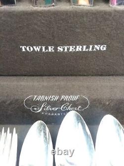 Vintage A National Silver Co. Triple Plate Silverplate Flatware 61 Piece NTS16 translates to 'Vintage Un National Silver Co. Argenterie Triple Plate Argenté 61 pièces NTS16' in French.